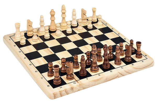 Puinen shakkisetti 